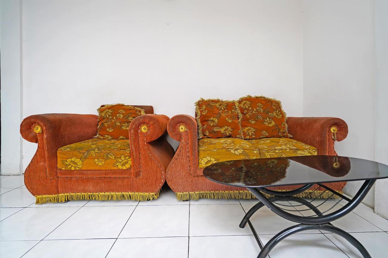 Spot On 91723 Sony Homestay Syariah ซูกาบูมี ภายนอก รูปภาพ
